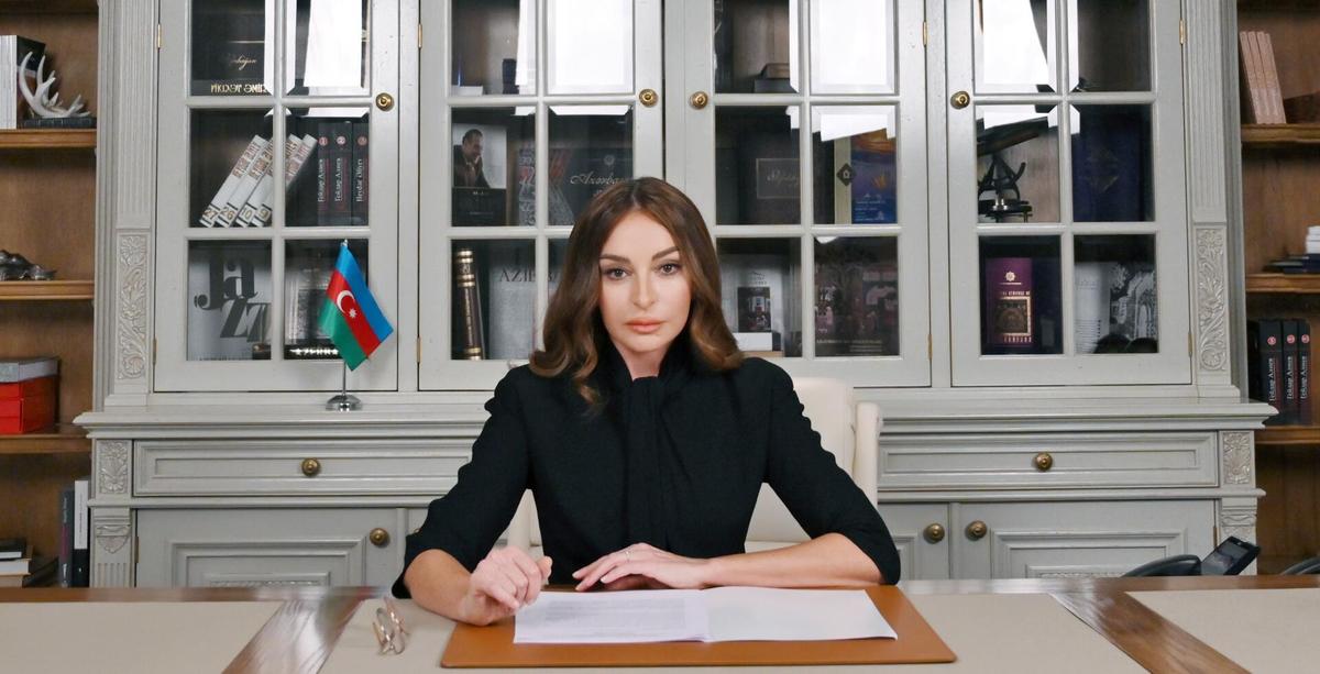 Mehriban Əliyeva Anım Günü ilə bağlı paylaşım etdi - FOTO