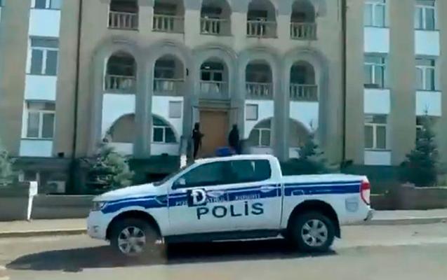 Xankəndidə həmin binada Azərbaycan polisi xidmət aparır - VİDEO