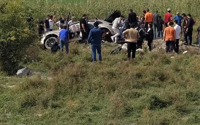 İçərisində 5 qadının olduğu “Porsche” aşdı - VİDEO