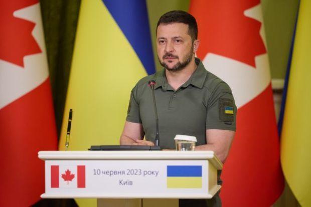 Zelenski Rumıniyanın Baş naziri ilə görüşdü