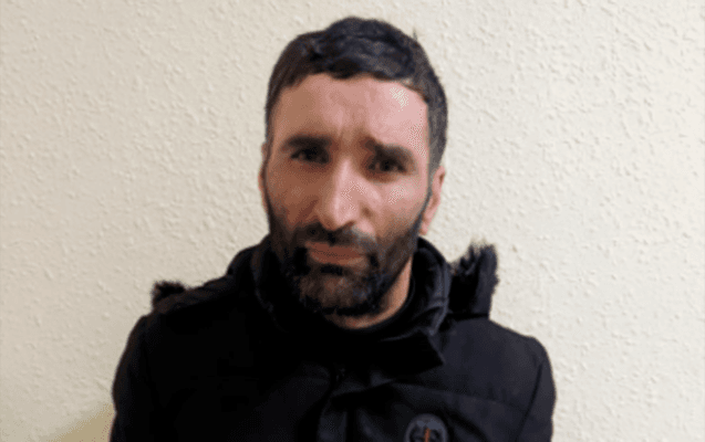 Anasını anlaqsız vəziyyətdə baltalayıbmış - Həbs verilmədi
