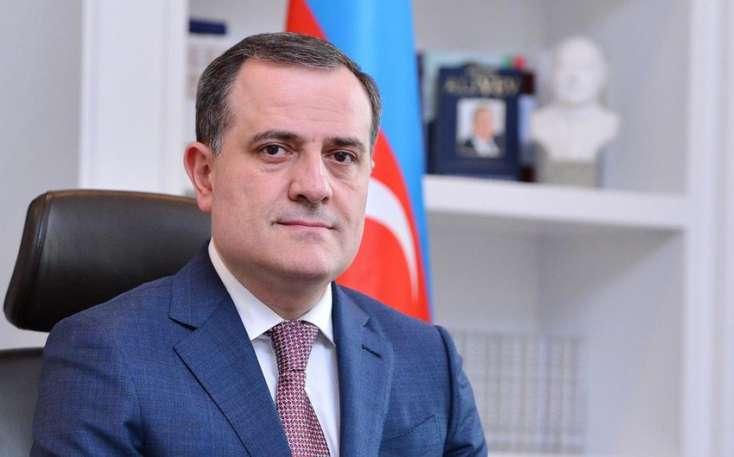 Ceyhun Bayramov BƏƏ-yə rəsmi səfərə yola düşdü