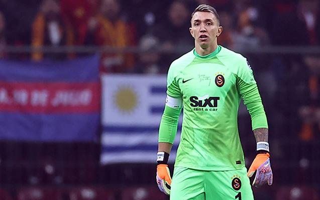“Qalatasaray”da Muslera şoku