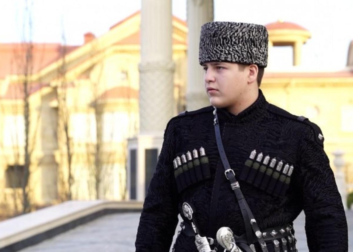 Ramzan Kadırovun təhlükəsizliyini 16 yaşlı oğlu QORUYACAQ
