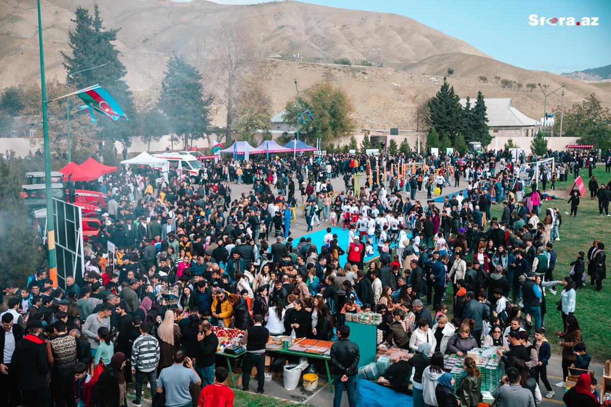 Dörd illik fasilədən sonra... – Göyçaydakı Nar festivalından MARAQLI FOTOLAR