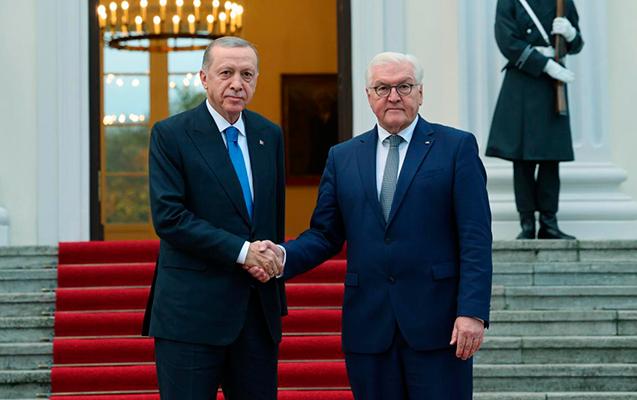 Ərdoğan Almaniya Prezidenti ilə görüşdü