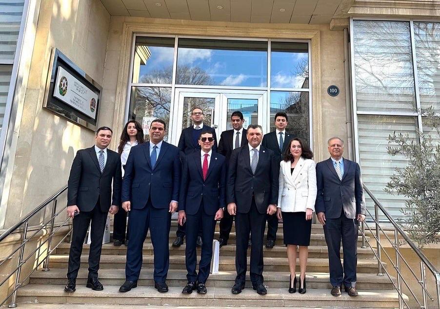 Vəkillər Kollegiyasında Misir Dövlət Şurasının və Dünya Bankının nümayəndə heyətləri ilə görüş keçirilib Vəkillər Kollegiyasında Misir Dövlət Şurasının və Dünya Bankının nümayəndə heyətləri ilə görüş keçirilib
