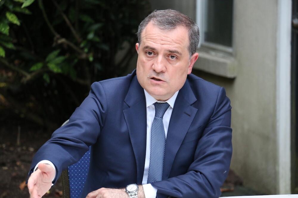 Bayramov Abdullahianla nələri müzakirə etdi?