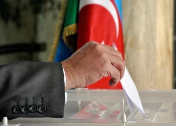 Azərbaycanda növbədənkənar seçki niyə elan edildi? Azərbaycanda növbədənkənar seçki niyə elan edildi?