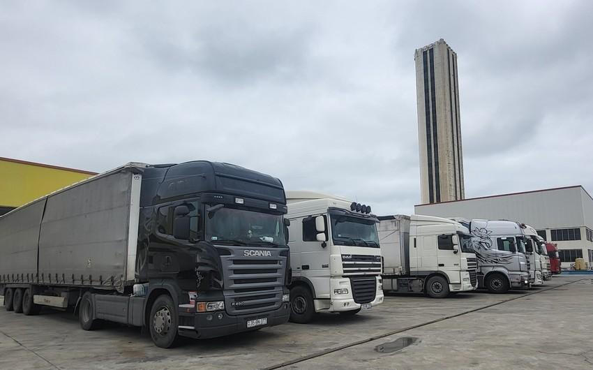 Ukraynaya 20 TIR növbəti yardım göndərildi - FOTO