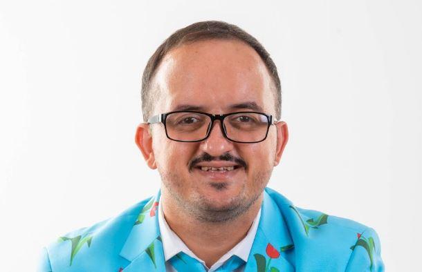 \"Üzünüzdən nə yağır?” sualını verdim...\" - \"Qırmızı adam\" niyə döyüldüyünü AÇIQLADI