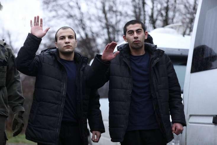 Hüseynlə Aqşin Azərbaycana TƏHVİL VERİLDİ - YENİ FOTO