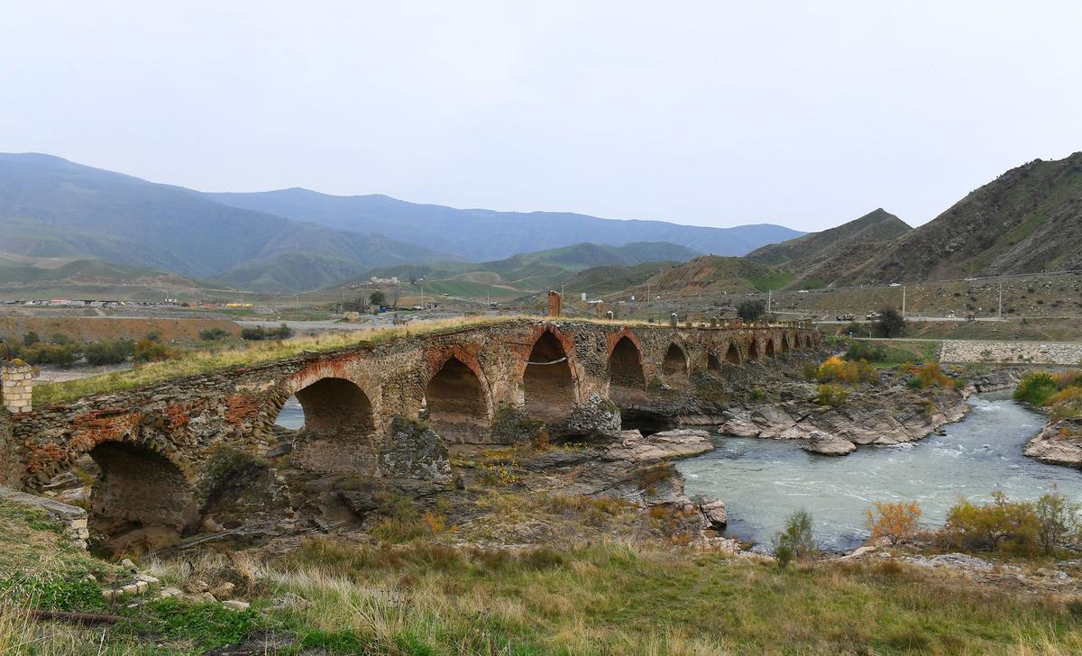 Ağdam, Cəbrayıl və Kəlbəcərdə məktəblər istifadəyə veriləcək