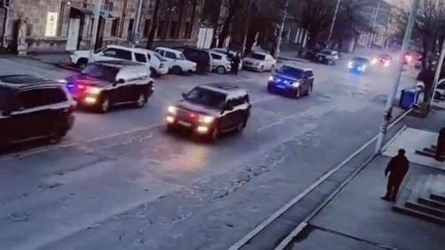 Paşinyanın kortejindəki avtomobillərin sayı tənqid olundu - VİDEO