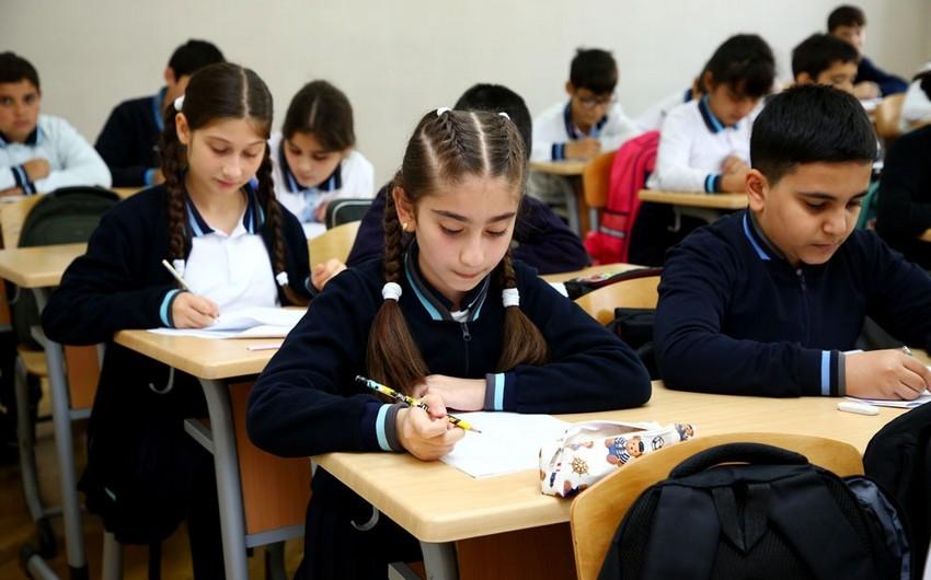 Məktəblərdə Yeni illə bağlı tətil günləri açıqlandı - RƏSMİ