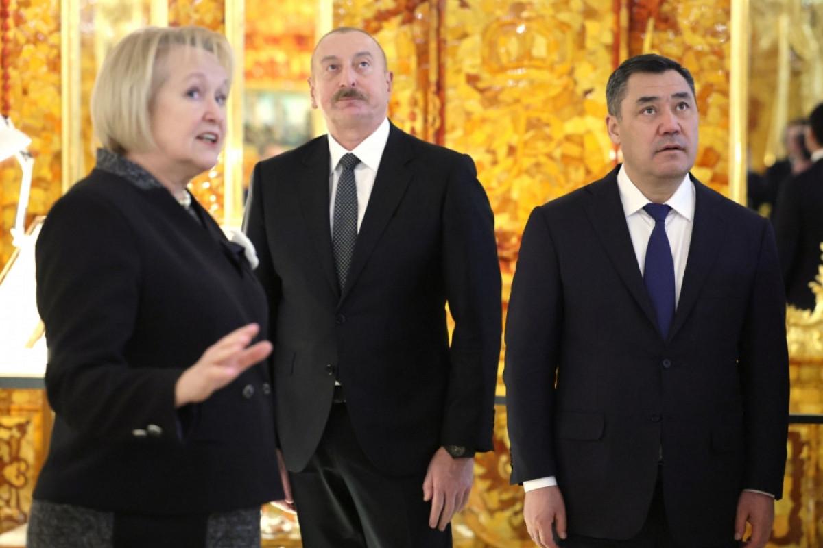 İlham Əliyev “Yekaterina sarayı” ilə tanış oldu - FOTO