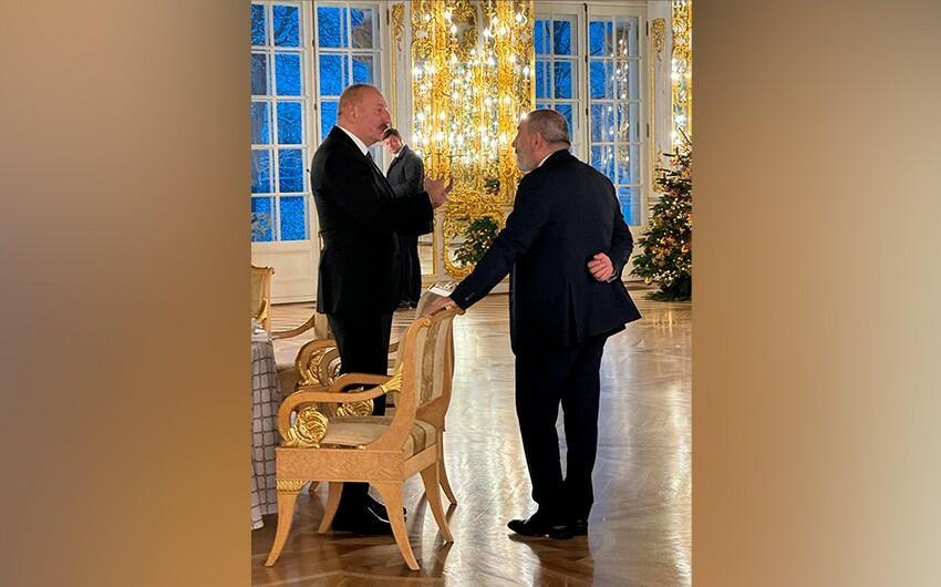 Əliyev Paşinyanla sülh gündəliyini müzakirə etdi - FOTO