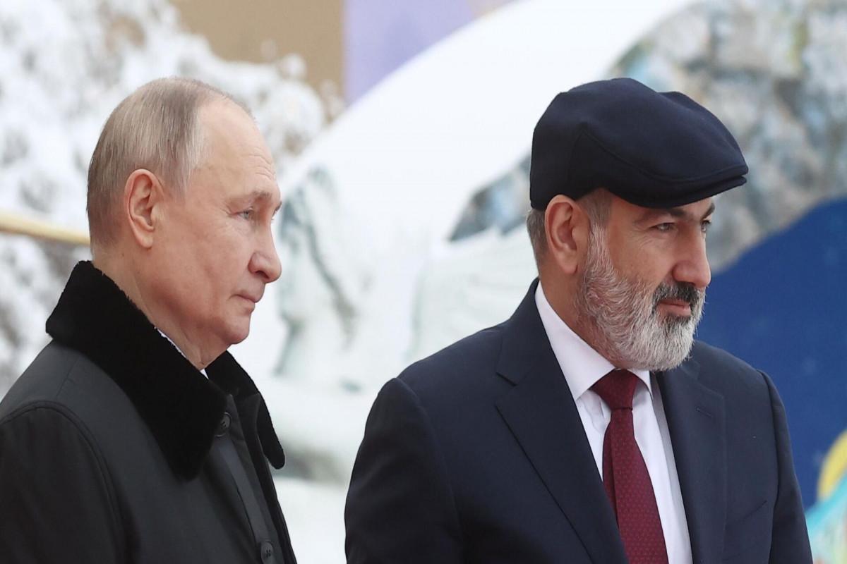 Paşinyan danışmaq istəmədi, Putin əsəbi halda əli ilə… – Sankt-Peterbruqda MARAQLI ANLAR