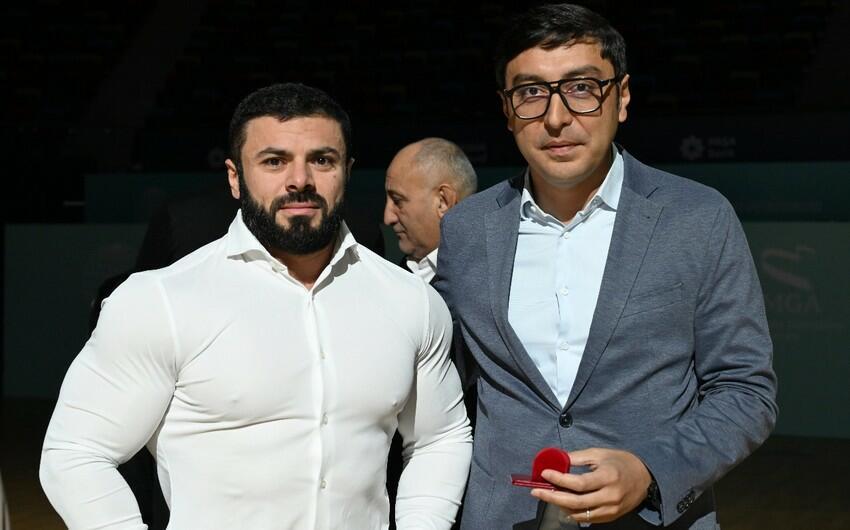Fərid Qayıbov idmançılarla görüşdü - FOTO
