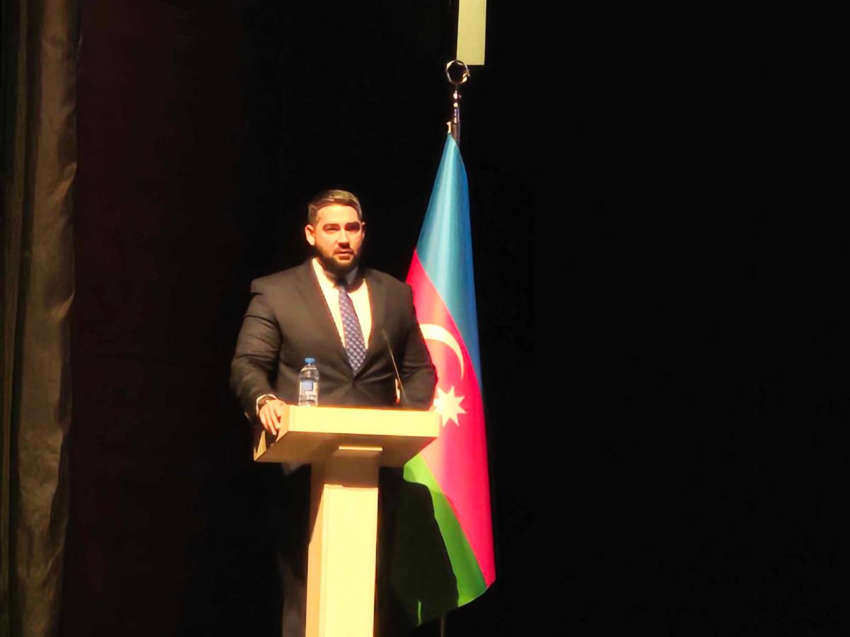 ATAA rəsmisindən turizm bələdçilərinə: \"Xaricdə ölkəmizin imicini yüksəldin\"