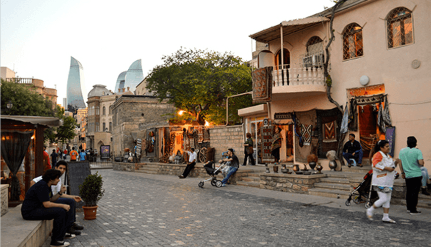 Azərbaycana gələn turist sayı 3 dəfədən çox artıb - RƏSMİ