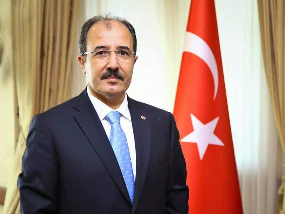 Azərbaycandakı Türkiyə səfirliyində bayraqlar yarıya endirildi