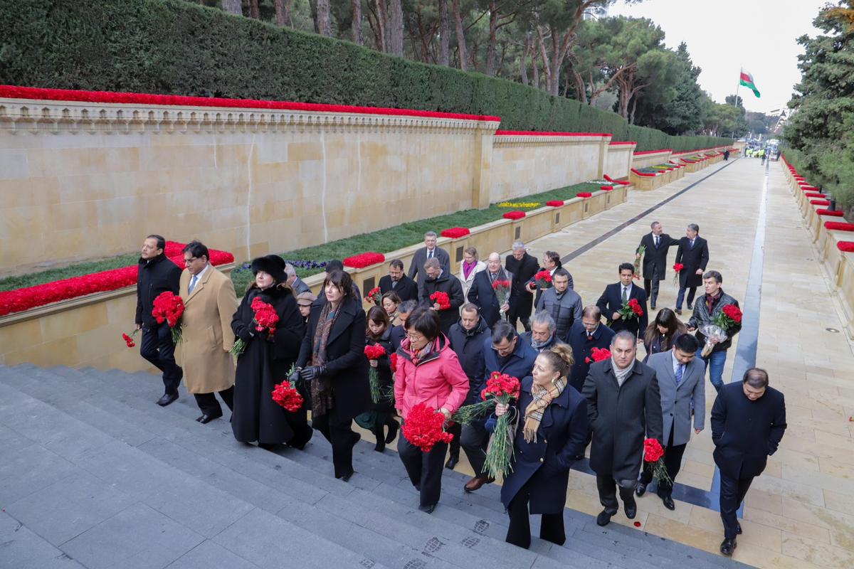 BMT-nin Azərbaycandakı nümayəndəliyi başsağlığı verdi - FOTO