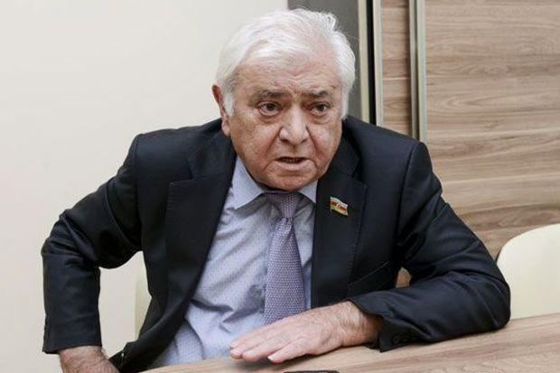 \"Televiziyalarda bu mövzularla əxlaqsızlığı təbliğ edirlər\" - Aqil Abbas
