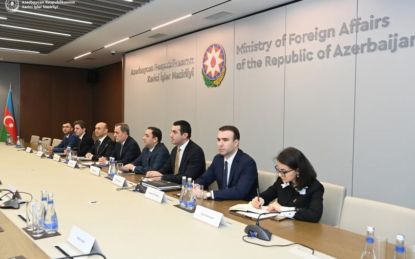 Ceyhun Bayramov: \"Aİ-nin Ermənistana hərbi yardımı sülhə xələl gətirəcək\" - FOTO