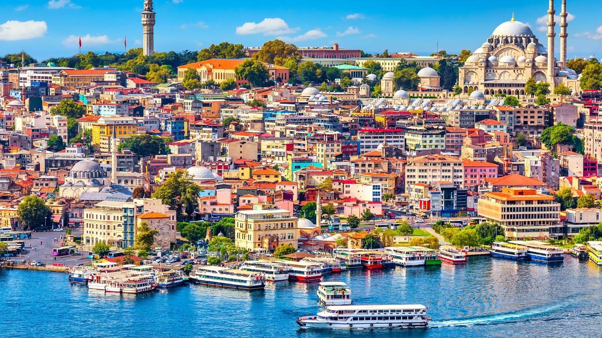 İstanbul əhalisinin sayı AZALIR - STATİSTİKA