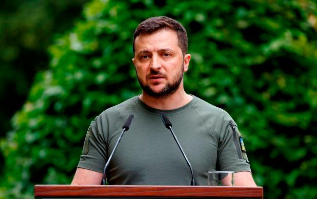 \"Pullarını ofşor şirkətlərə köçürüb, ərəb dövlətində lüks mənzillər alıb, Zelenski qaçacaq\" - SENSASİON İDDİA