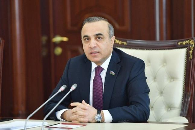 \"Vətəndaşların ödəyəcəyi xidmət haqlarına uyğun xidmət göstərilməlidir\" - Deputat