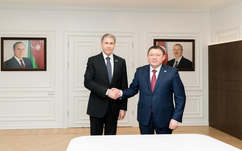 Vilayət Eyvazov qazaxıstanlı həmkarı ilə birgə əməkdaşlığı MÜZAKİRƏ ETDİ - FOTO