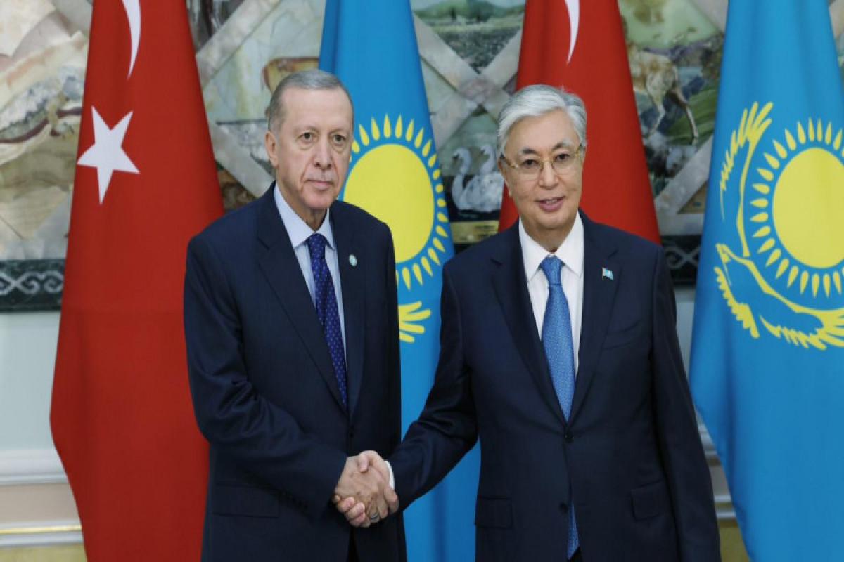 Tokayev Ərdoğanı TƏBRİK ETDİ