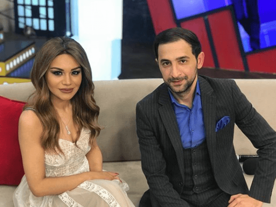 Türkandan Pərviz Bülbülə ilə bağlı PAYLAŞIM: 10-12 yaşlarında qız uşağı... + FOTO Türkandan Pərviz Bülbülə ilə bağlı PAYLAŞIM: 10-12 yaşlarında qız uşağı... + FOTO
