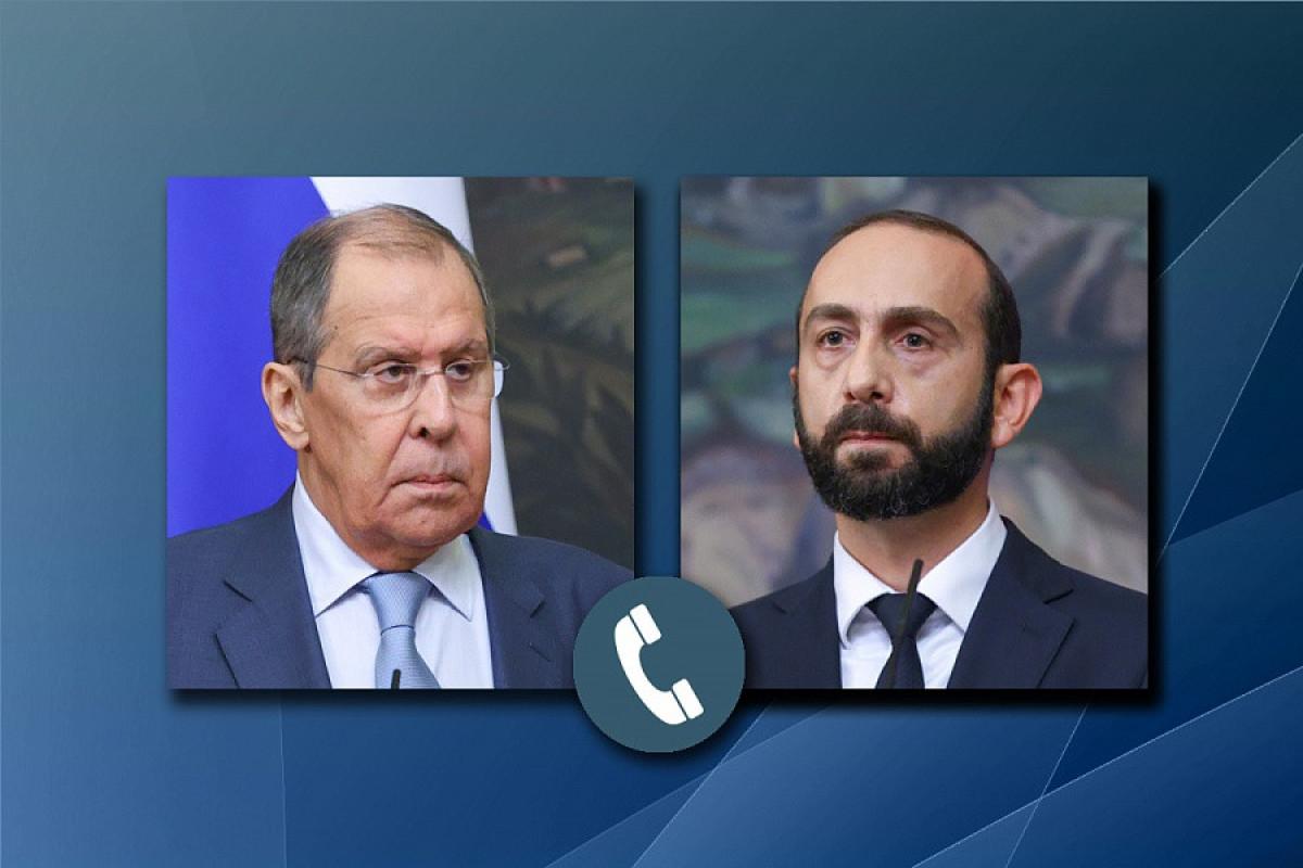 Lavrov Ararat Mirzoyan arasında telefon DANIŞIĞI OLDU