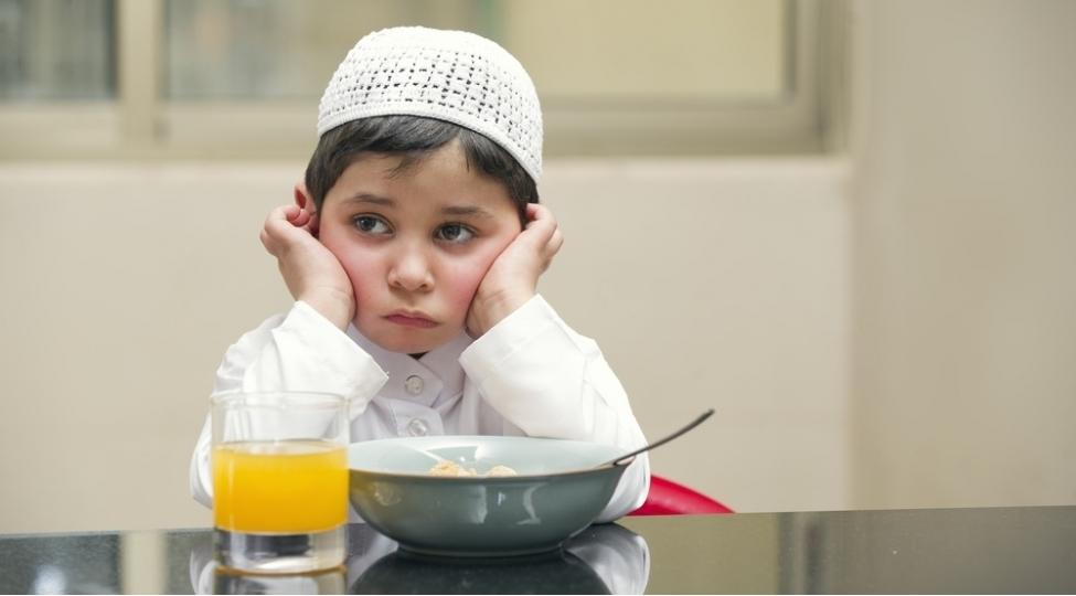 Şagirdlər oruc tuta bilərmi? - İlahiyyatçılardan AÇIQLAMA