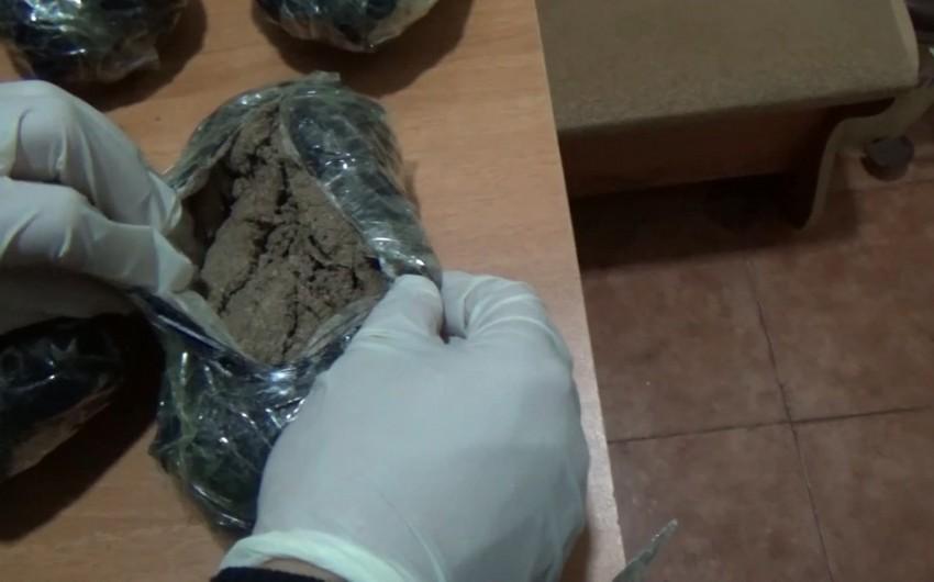 Samuxda narkokuryerlik edən şəxs saxlanıldı