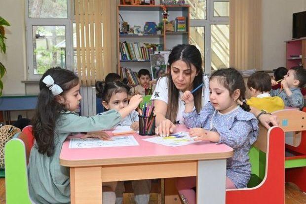 Son üç ayda bağçalara qəbul olunan tərbiyəçi-müəllimlərin sayı AÇIQLANDI