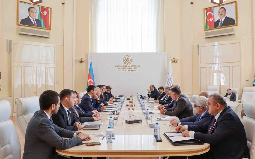 Dövlət Xidmətində təbii inhisar subyektlərinin rəhbərləri ilə görüş OLDU