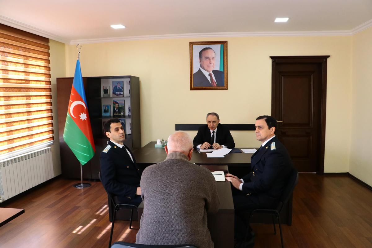 Baş prokuror Neftçalada vətəndaşları qəbul edib - FOTOLAR