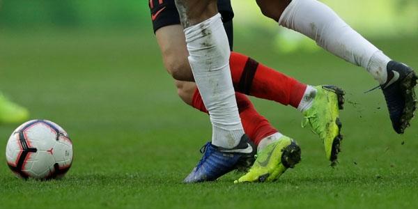 Həyat yoldaşını və onun sevgilisini qətlə yetirən məşhur futbolçu ÖLDÜ - FOTO Həyat yoldaşını və onun sevgilisini qətlə yetirən məşhur futbolçu ÖLDÜ - FOTO