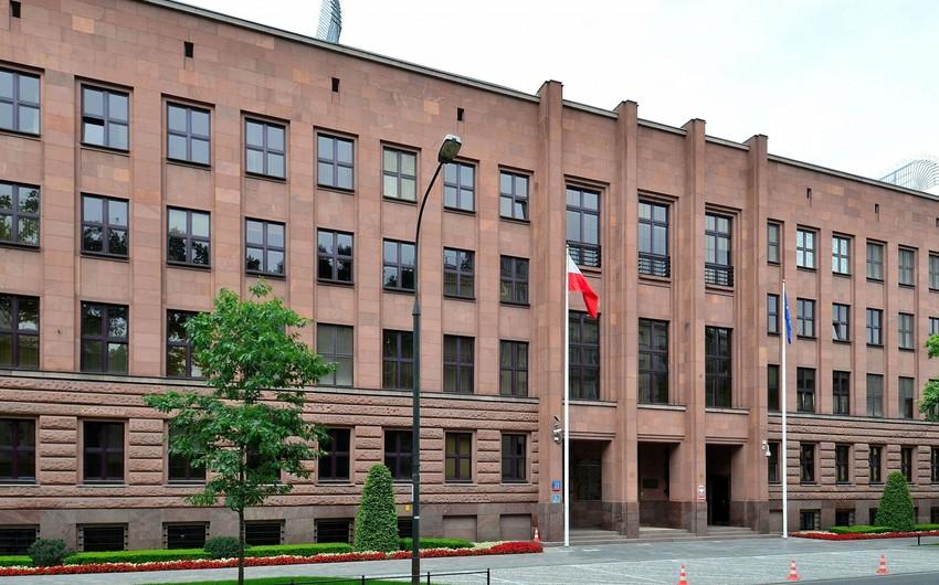 Polşa öz vətəndaşlarını Yaxın Şərqi tərk etməyə ÇAĞIRIR