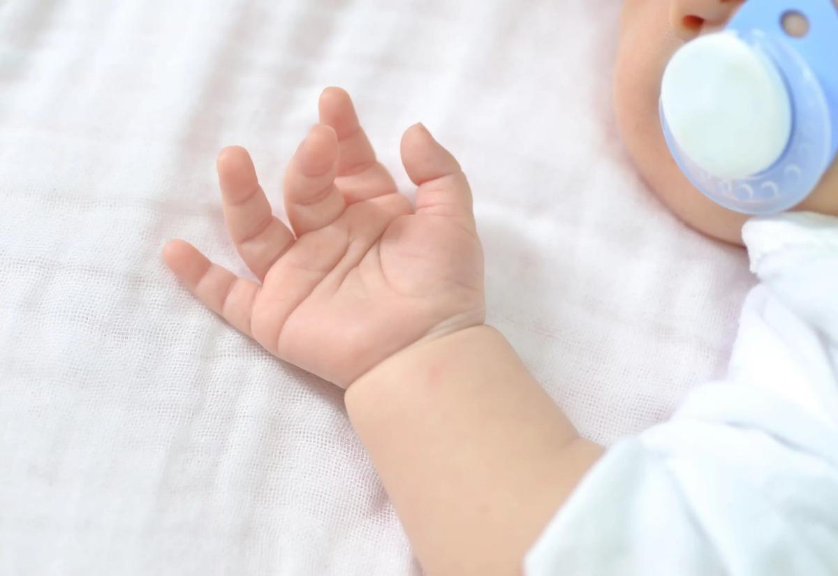 Məşhur aktrisa ikinci dəfə ana oldu - FOTO