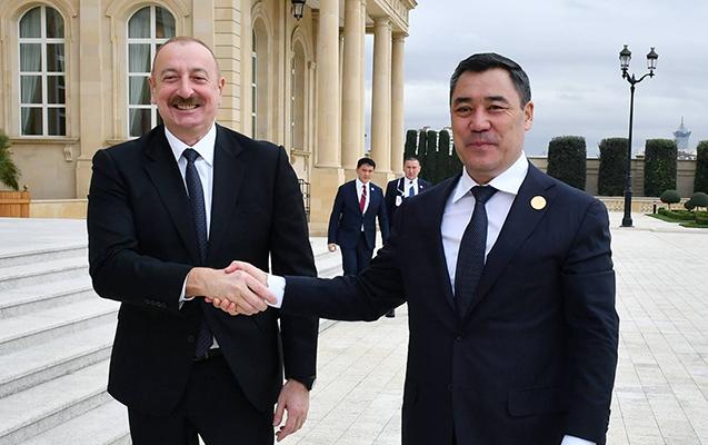 Qırğızıstan Prezidentinin rəsmi qarşılanma mərasimi OLDU - FOTO