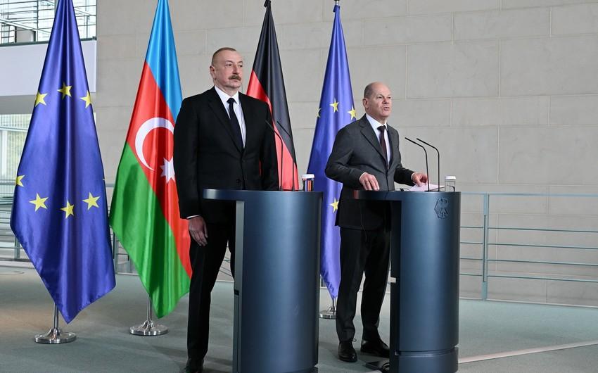 Prezident: \"Biz istənilən ölkə kimi media məkanımızı xarici neqativ təsirdən qorumalıyıq\"