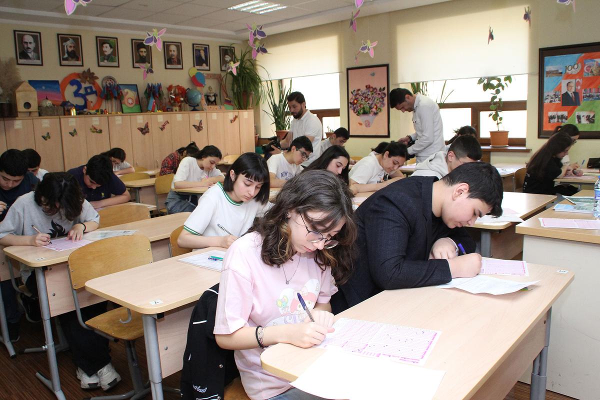 Bu gün 10 minə yaxın şagird Qərbi Azərbaycan mövzusunda olimpiadada yarışır - FOTO