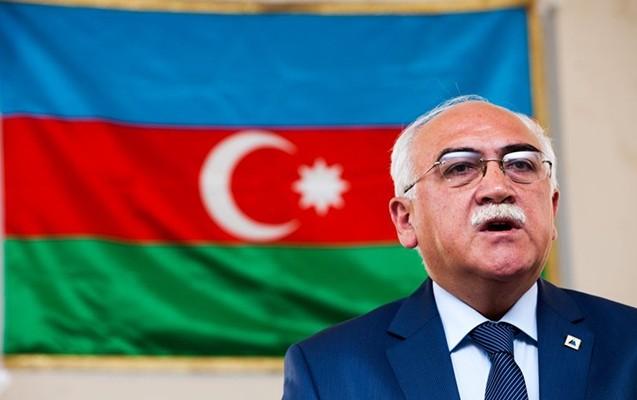 İsa Qəmbər rəsmən namizəd oldu - FOTO