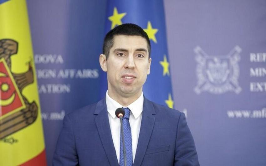 Moldova XİN başçısı Böyük Britaniyaya GETDİ