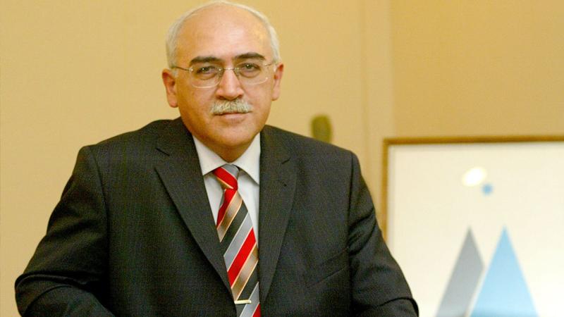 İsa Qəmbər yenidən Müsavat Partiyasının sədri seçildi